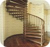Винтовая лестница - романтика в вашем доме
